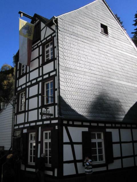 Haus Tradition Monschau 2 Exterior foto